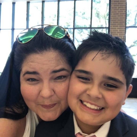 Meet your Posher, Lisa - Picture 1 of 1